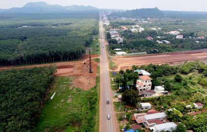 Giải phóng mặt bằng cao tốc Phan Thiết - Dầu Giây gần như hoàn tất 100%